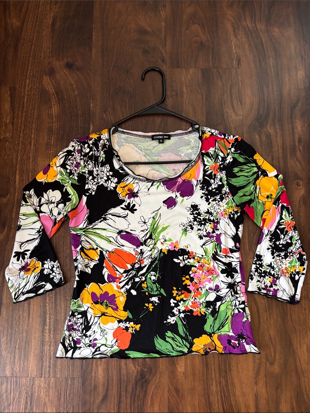 Cynthia Max Floral Scoop-Neck Long 3/4 Sleeve Top